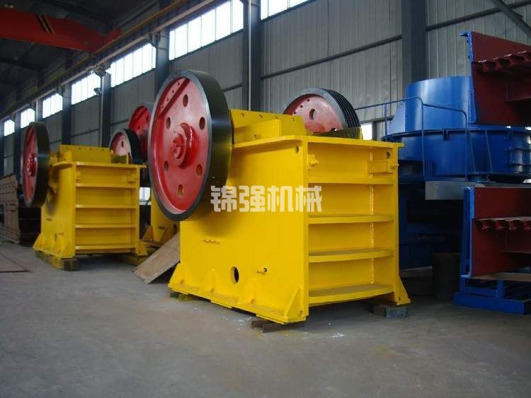 大型石子破碎機(jī)價(jià)格是多少？石子破碎機(jī)廠(chǎng)家推薦